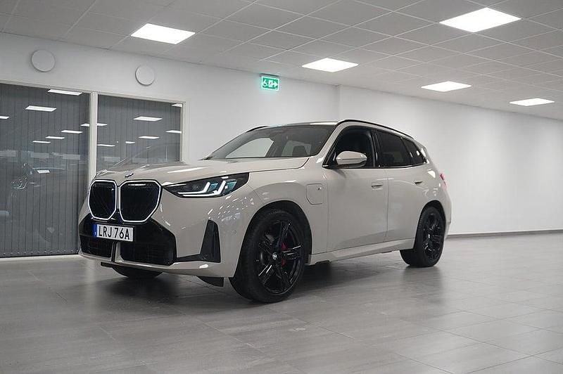 Begagnad BMW X3 M Sport 190 HK (139 kW) 2024 Grå SUV