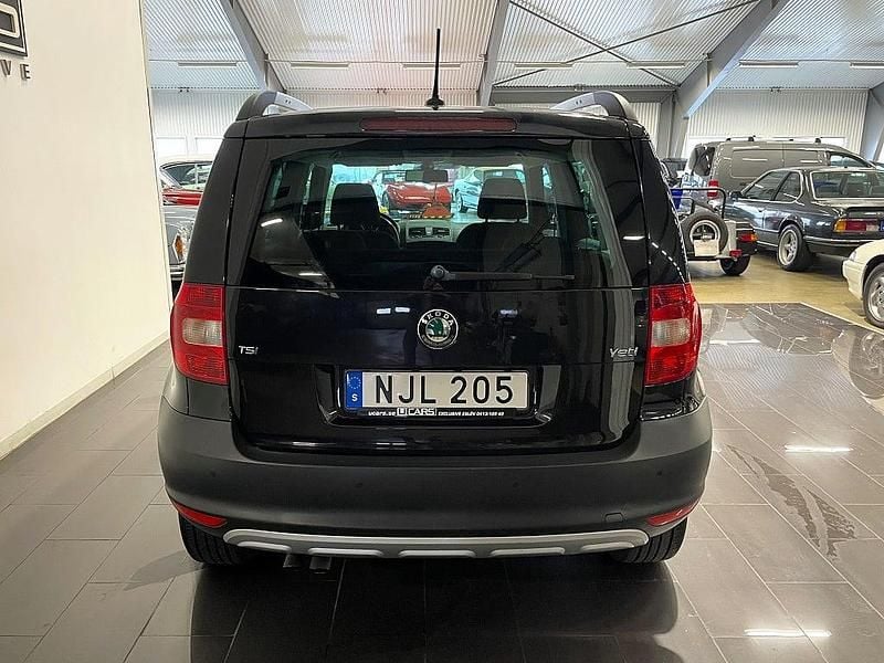 Begagnad Skoda Yeti Experience 122 HK (89 kW) 2013 Svart SUV