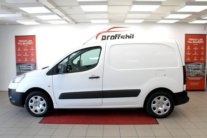 Vit Begagnad 2012 Peugeot Partner Van | 69 500 kr (Dyr) - Bild 1/4