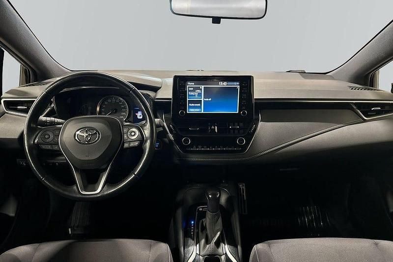 Begagnad Toyota Corolla Active 123 HK (90 kW) 2021 Svart Kombi