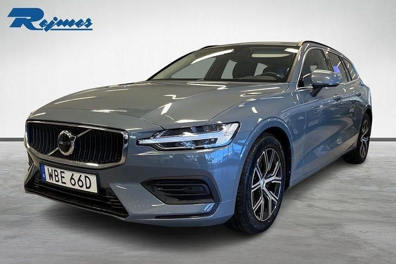 Grå Begagnad 2024 Volvo V60 Core Kombi | 334 900 kr (Superpris) - Bild 1/4