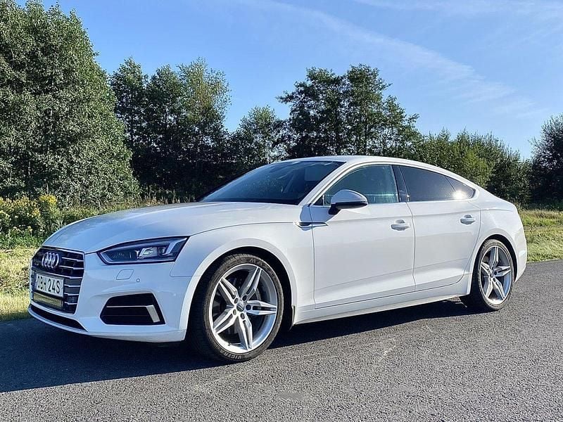 Vit Begagnad 2019 Audi A5 Sportback Proline Halvkombi | 279 000 kr (Marknadspris) - Bild 1/4