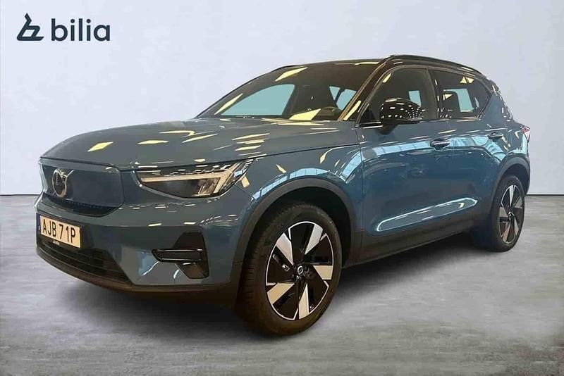 Blå Begagnad 2024 Volvo XC40 Single Motor Extended Range SUV | 429 900 kr - Bild 1/1