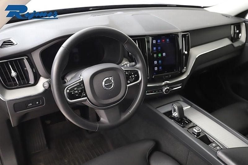 Begagnad Volvo XC60 Plus 455 HK (334 kW) 2022 Grå SUV