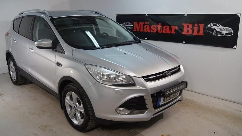 Begagnad Ford Kuga Titanium 150 HK (110 kW) 2013 Grå SUV