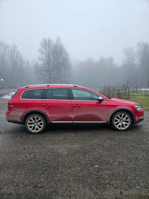 Begagnad 2013 VW Passat Kombi | 60 000 kr (Bra pris) - Bild 1/4