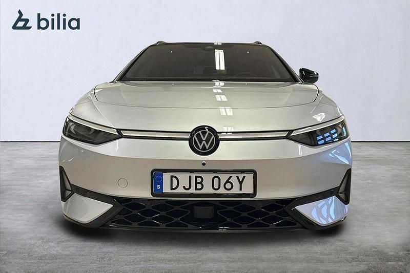 Begagnad VW ID.7 GTX 250 kW (340 HK) 2025 Silver Kombi