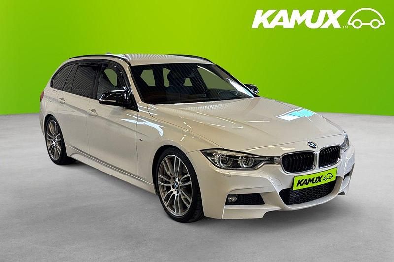 Vit Begagnad 2017 BMW 320 M Sport Kombi | 224 700 kr (Marknadspris) - Bild 1/4