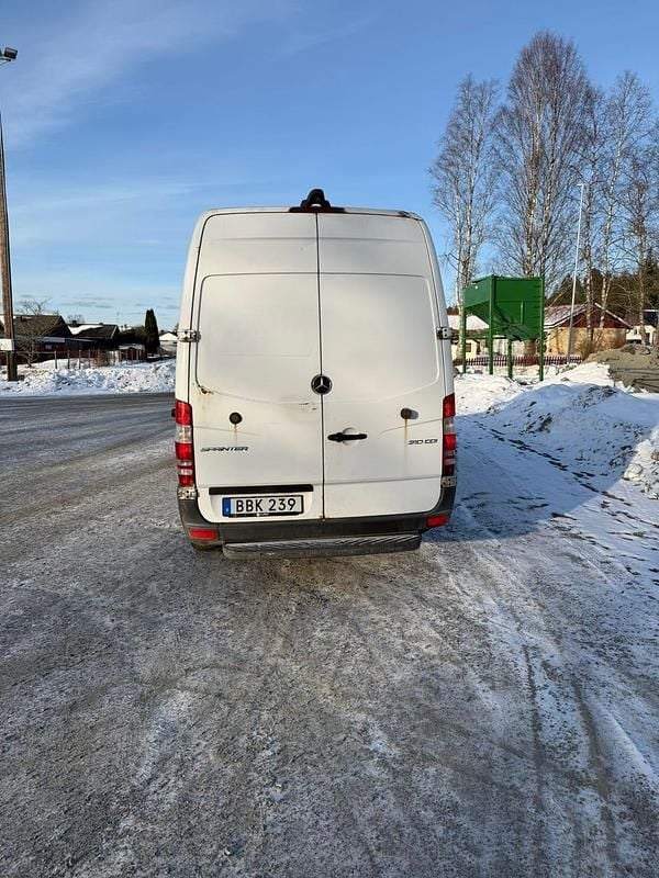 Begagnad Mercedes Sprinter 95 HK (69 kW) 2014 Van