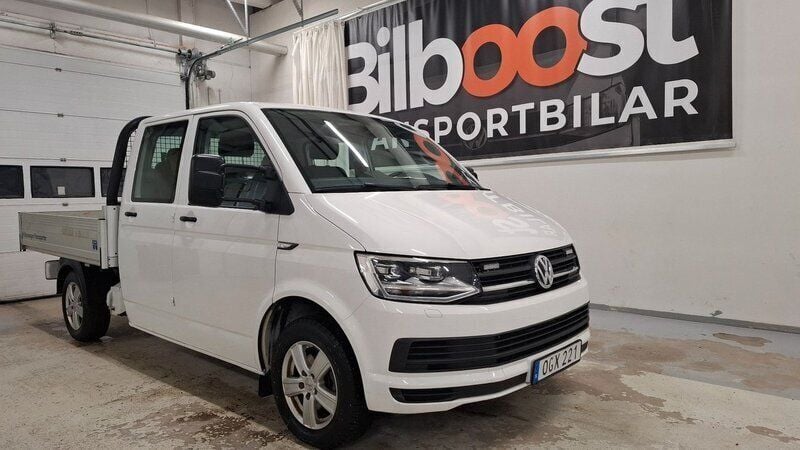 Vit Begagnad 2017 VW T6 Van | 239 900 kr (Dyr) - Bild 1/4