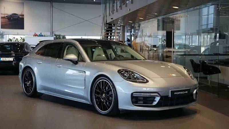 Silver Begagnad 2023 Porsche Panamera Sport Turismo Kombi | 839 000 kr (Bra pris) - Bild 1/1
