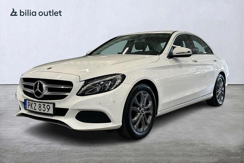 Vit Begagnad 2017 Mercedes C180 Avantgarde Sedan | 179 900 kr (Bra pris) - Bild 1/4
