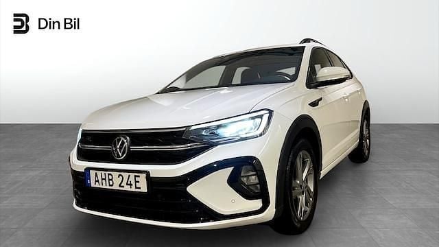 Vit (pure white) Begagnad 2022 VW Taigo IQ Drive SUV | 229 900 kr (Marknadspris) - Bild 1/4