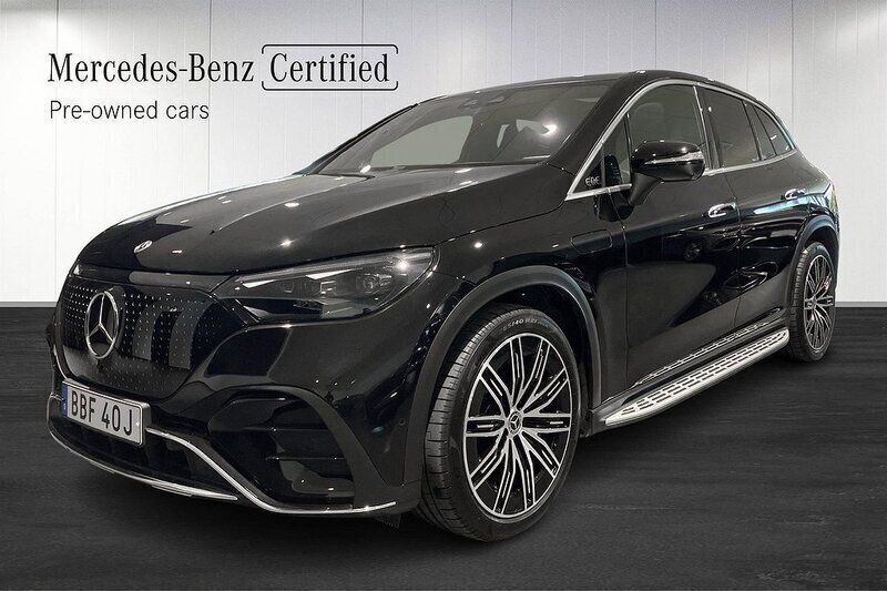 Svart Begagnad 2024 Mercedes EQE350 AMG line SUV | 789 000 kr (Bra pris) - Bild 1/4