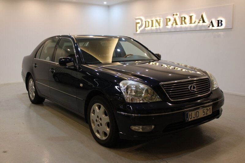 Mörkblå (blå) Begagnad 2002 Lexus LS430 Sedan | 119 900 kr - Bild 1/4