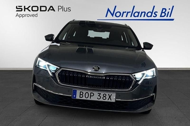 Begagnad Skoda Octavia 150 HK (110 kW) 2025 Graphite grey metallic Kombi