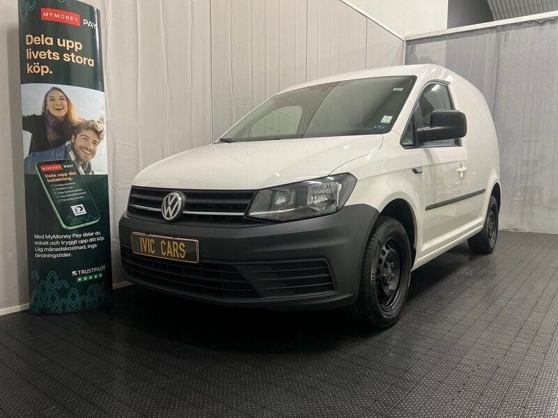 Vit Begagnad 2017 VW Caddy Minibuss | 99 900 kr (Marknadspris) - Bild 1/4