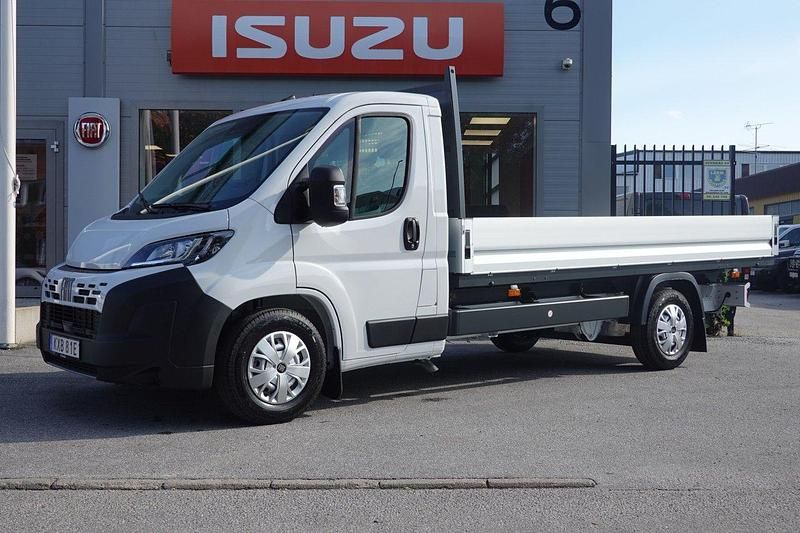 Vit Ny 2025 Fiat Ducato Van | 449 875 kr (Marknadspris) - Bild 1/4