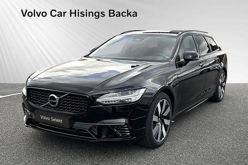 Svart Begagnad 2024 Volvo V90 Plus Kombi | 489 900 kr (Marknadspris) - Bild 1/2