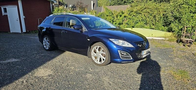 Blå Begagnad 2011 Mazda 6 Kombi | 75 000 kr (Dyr) - Bild 1/4