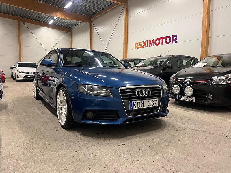 Blå Begagnad 2010 Audi A4 Sedan | 69 900 kr (Marknadspris) - Bild 1/4
