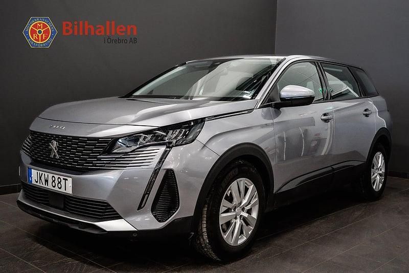 Grå Begagnad 2021 Peugeot 5008 SUV | 219 900 kr (Bra pris) - Bild 1/4