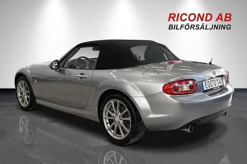 Begagnad Mazda MX5 126 HK (92 kW) 2012 Silver Cab