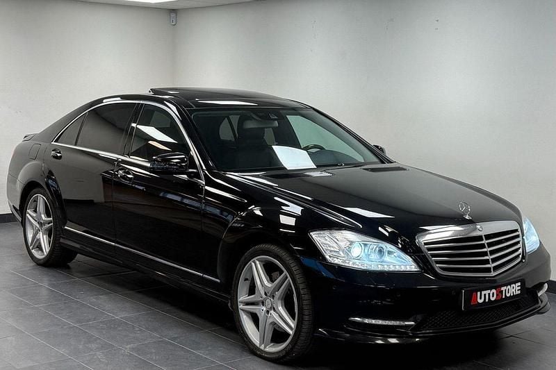 Svart Begagnad 2012 Mercedes S350L AMG Sedan | 199 900 kr - Bild 1/4