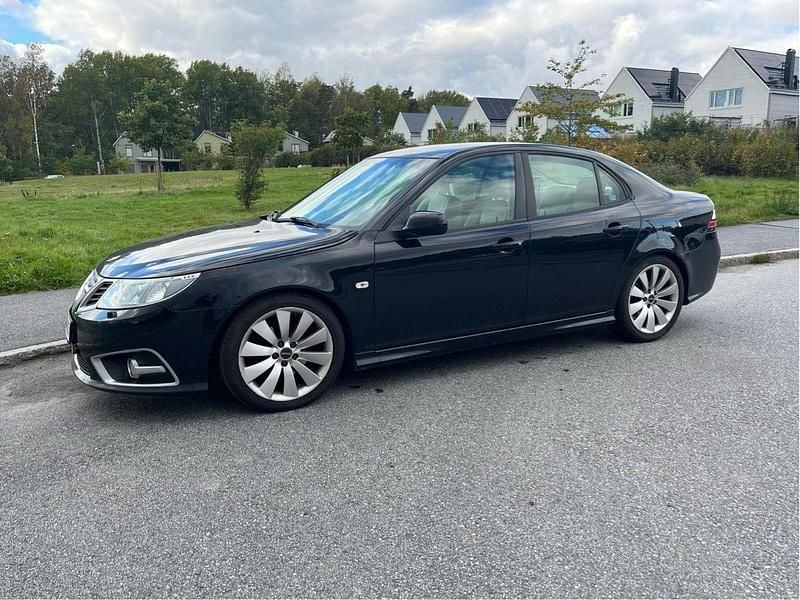 Svart Begagnad 2014 Saab 9-3 Aero Sedan | 110 000 kr - Bild 1/4