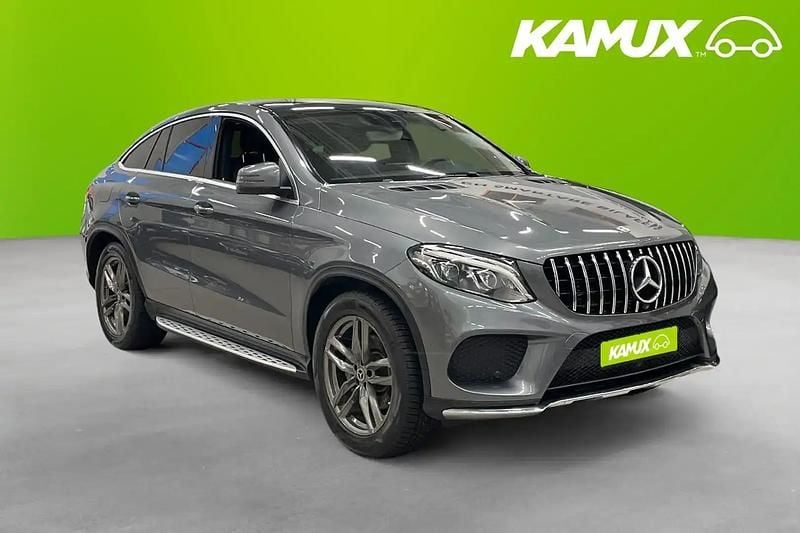 Grå Begagnad 2017 Mercedes GLE350 AMG Sportkupé | 369 900 kr - Bild 1/4