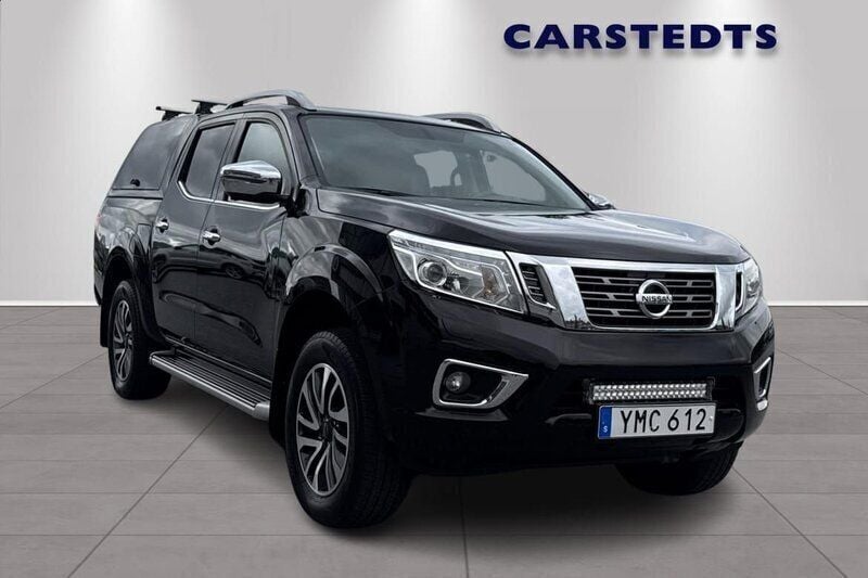 Svart Begagnad 2018 Nissan Navara Pickup | 259 000 kr (Marknadspris) - Bild 1/4