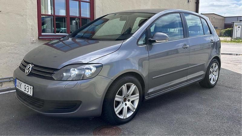 Grå Begagnad 2010 VW Golf Plus Cross Minibuss | 45 000 kr (Bra pris) - Bild 1/4