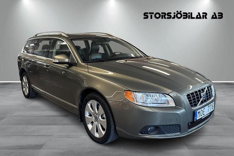 Grön Begagnad 2009 Volvo V70 Summum Kombi | 64 000 kr (Marknadspris) - Bild 1/4