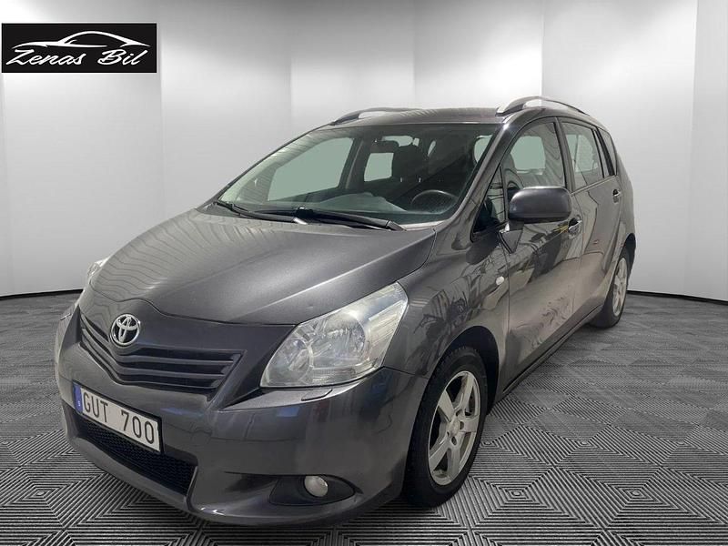 Mörkgrå Begagnad 2009 Toyota Verso Minibuss | 39 900 kr (Marknadspris) - Bild 1/4