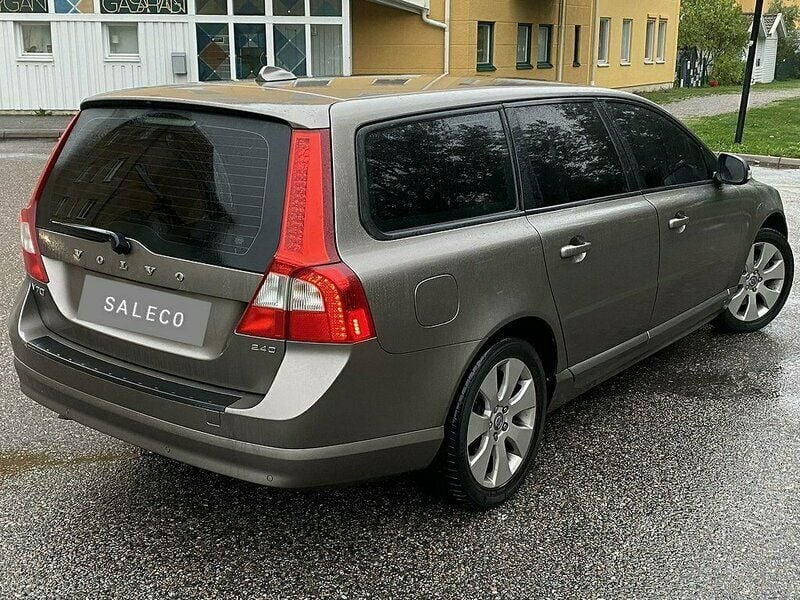 Begagnad Volvo V70 Momentum 2008 Kombi