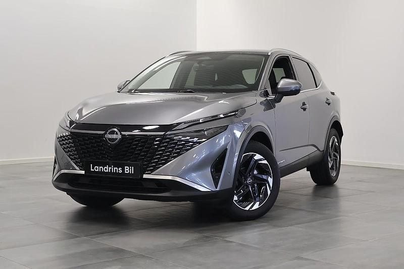 Grå Begagnad 2025 Nissan Qashqai SUV | 354 700 kr (Bra pris) - Bild 1/4