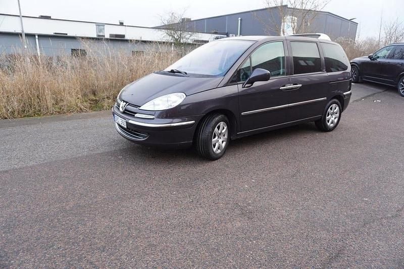 Grå Begagnad 2011 Peugeot 807 Minibuss | 66 899 kr - Bild 1/4