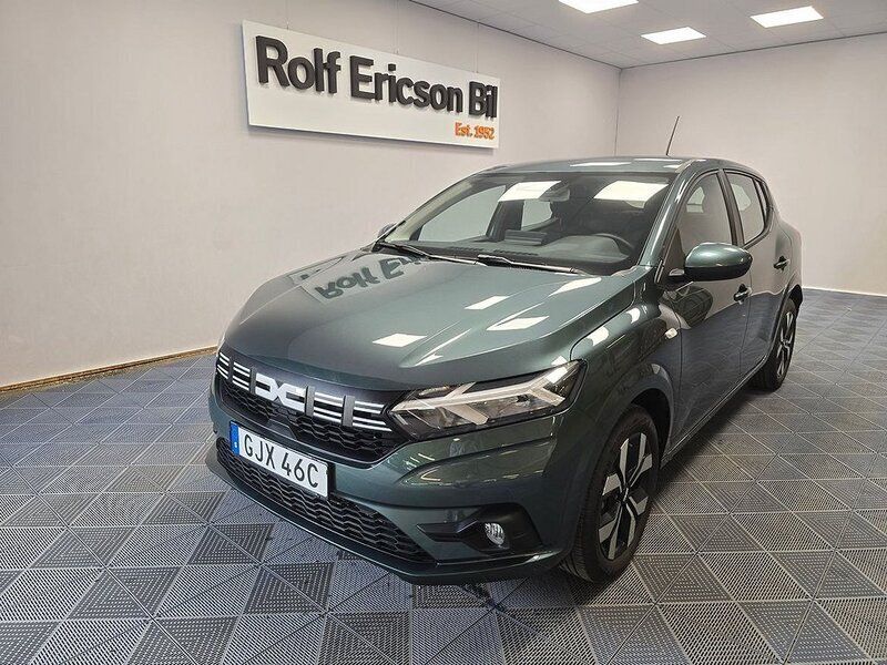 Grön Ny 2024 Dacia Sandero Expression Halvkombi | 194 500 kr (Marknadspris) - Bild 1/4