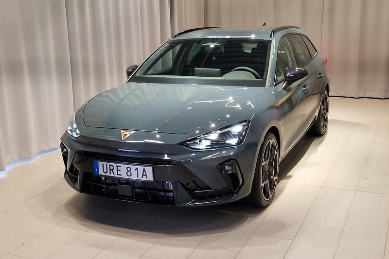 Blå Ny 2026 Cupra Leon VZ | 449 900 kr - Bild 1/4