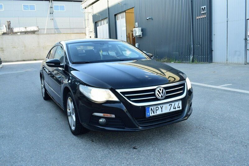 Svart Begagnad 2009 VW CC Sedan | 39 000 kr (Marknadspris) - Bild 1/4