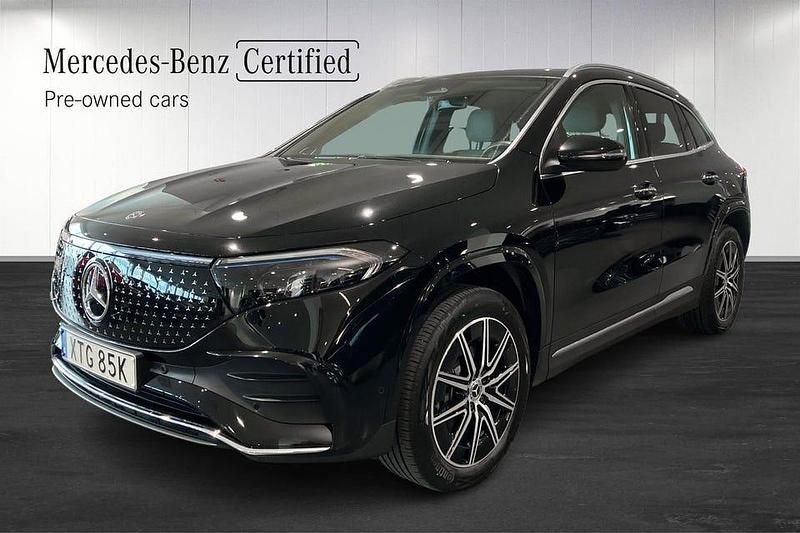 Svart Begagnad 2024 Mercedes EQA300 AMG SUV | 489 900 kr (Marknadspris) - Bild 1/4