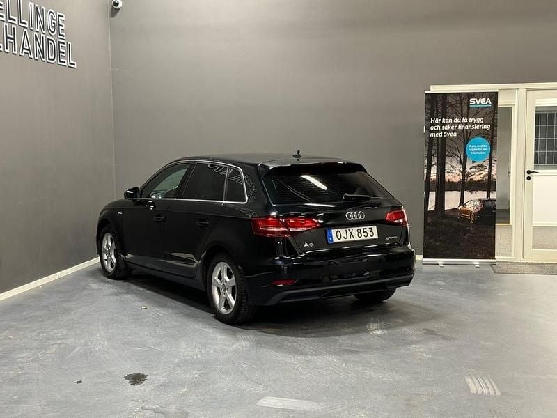 Begagnad Audi A3 Sportback g-tron 110 HK (80 kW) 2016 Svart Halvkombi