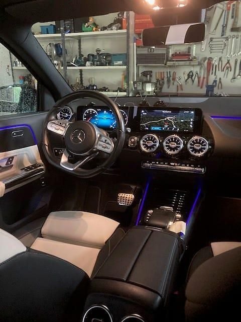 Begagnad Mercedes GLA200 150 HK (110 kW) 2021 SUV