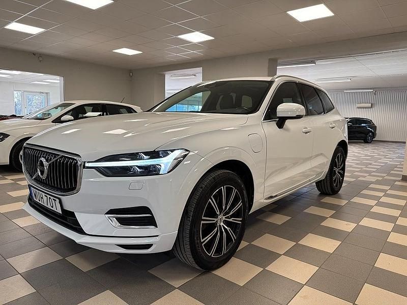 Vit Begagnad 2020 Volvo XC60 Inscription SUV | 337 000 kr (Marknadspris) - Bild 1/4