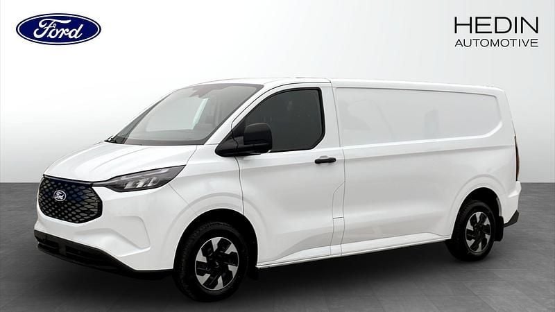 Vit Begagnad 2025 Ford E-Transit Van | 498 750 kr - Bild 1/4