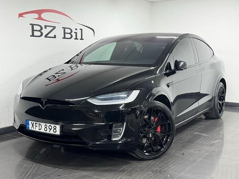 Svart Begagnad 2020 Tesla Model X Performance SUV | 499 900 kr (Superpris) - Bild 1/4