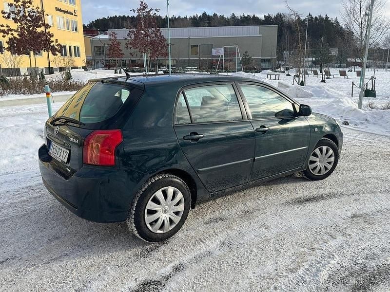 Begagnad Toyota Corolla 110 HK (80 kW) 2006