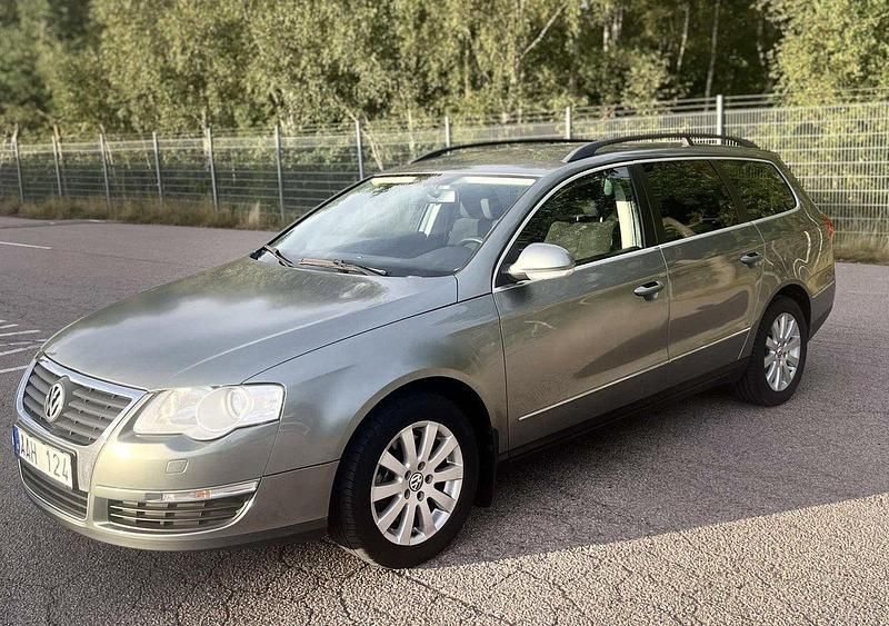 Grön Begagnad 2007 VW Passat Kombi | 34 499 kr (Lite dyr) - Bild 1/4