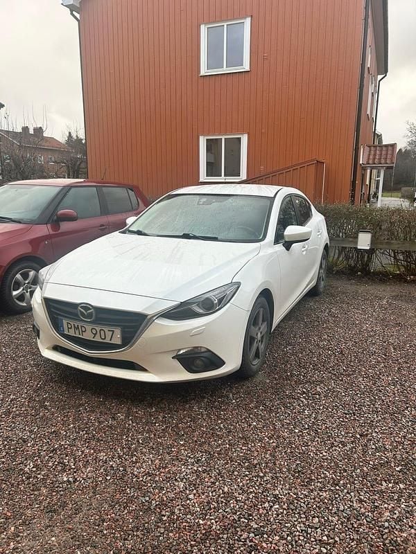 Begagnad 2014 Mazda 3 Sedan | 95 000 kr (Bra pris) - Bild 1/4
