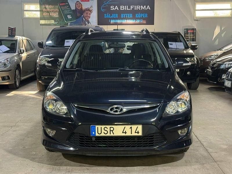 Svart Begagnad 2010 Hyundai i30 Kombi | 79 900 kr (Lite dyr) - Bild 1/4